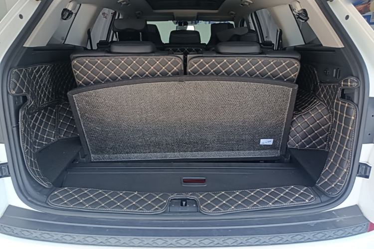 Used Skoda Kodiaq 2022 Restyled TSI330 7-Seater Two-Wheel-Drive Luxury Edition Trunk