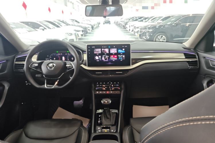 Used Skoda Kodiaq 2023 TSI330 7-Seater Two-Wheel-Drive Luxury Edition Center Console