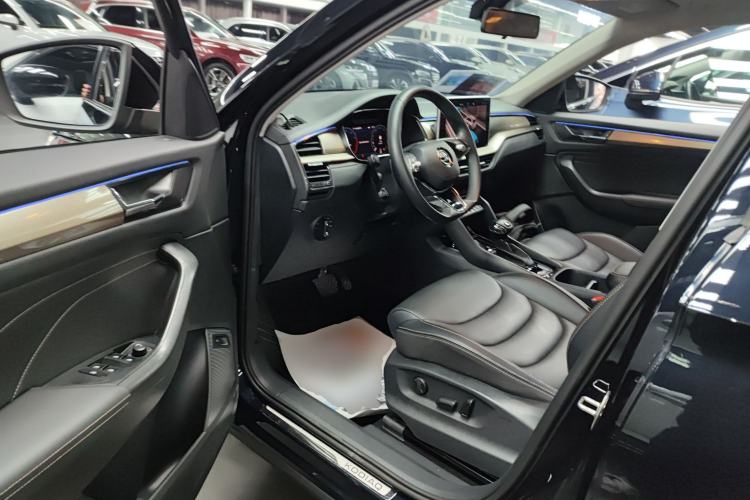 Used Skoda Kodiaq 2023 TSI330 5-Seater Two-Wheel-Drive Luxury Edition Driver Seat