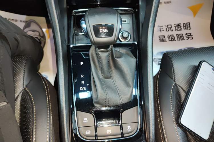 Used Skoda Kodiaq 2023 TSI330 5-Seater Two-Wheel-Drive Luxury Edition Gear Lever