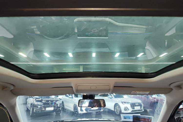Used Skoda Kodiaq 2023 TSI330 5-Seater Two-Wheel-Drive Luxury Edition Headliner