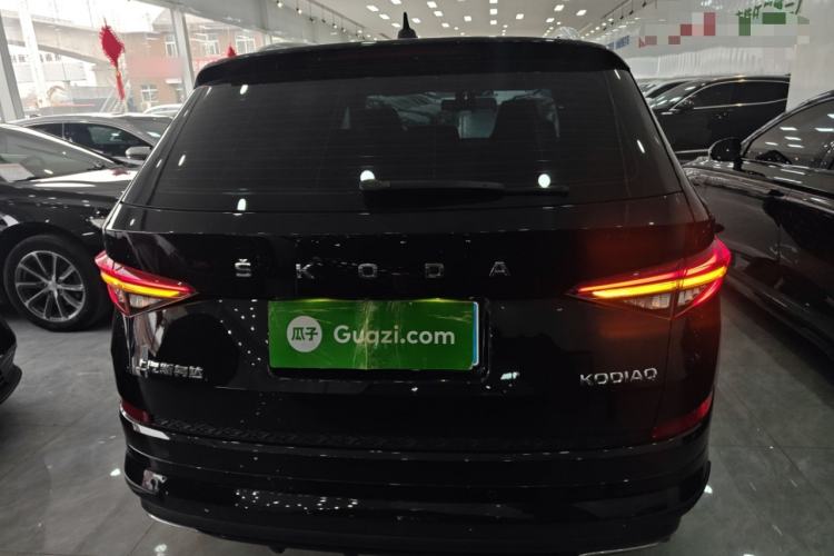 Used Skoda Kodiaq 2023 TSI330 7-Seater Two-Wheel-Drive Luxury Edition Rear