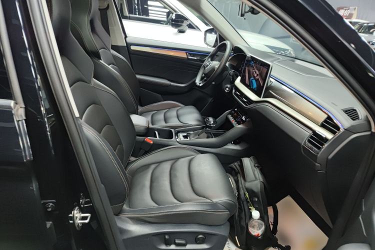 Used Skoda Kodiaq 2023 TSI330 5-Seater Two-Wheel-Drive Luxury Edition Right Front Seat