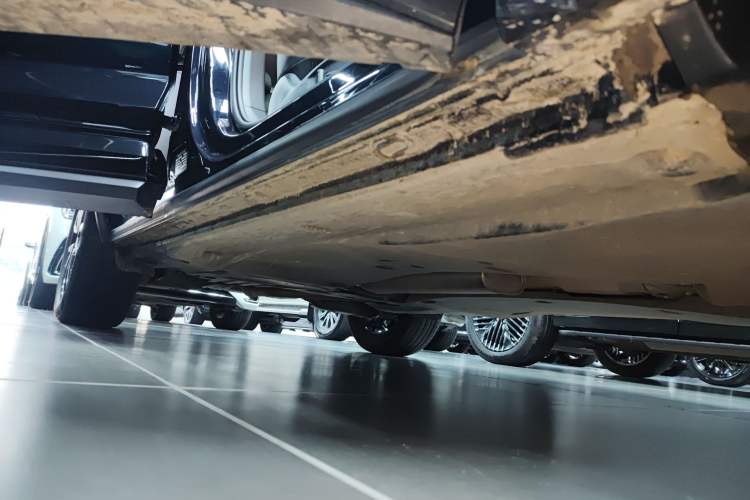 Used Skoda Kodiaq 2023 TSI330 5-Seater Two-Wheel-Drive Luxury Edition Right Side Sill