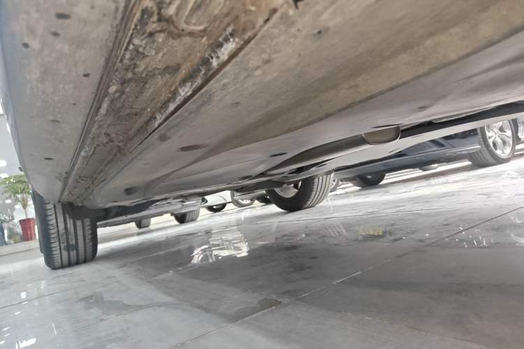 Used Skoda Kodiaq 2023 TSI330 7-Seater Two-Wheel-Drive Luxury Edition Right Side Sill
