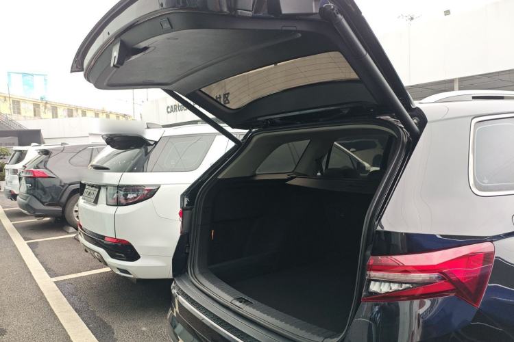 Used Skoda Kodiaq 2023 TSI330 5-Seater Two-Wheel-Drive Luxury Edition Trunk