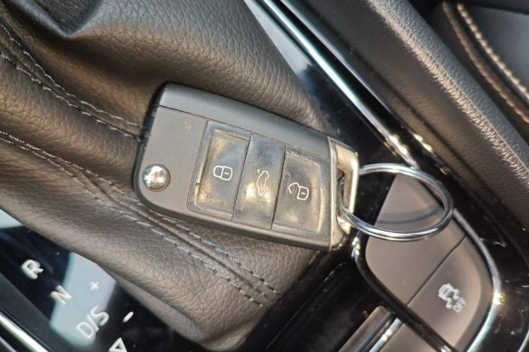 Used Skoda Kodiaq 2023 TSI330 5-Seater Two-Wheel-Drive Luxury Edition Vehicle Key