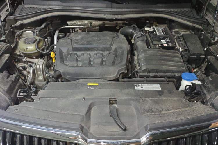 Used Skoda Kodiaq 2023 Facelifted TSI330 5-Seater Two-Wheel-Drive Luxury Edition Engine Bay