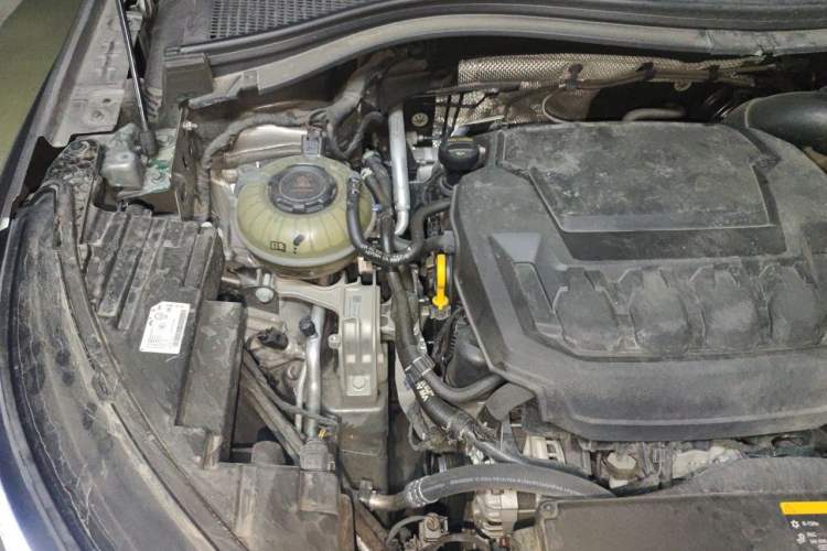 Used Skoda Kodiaq 2023 Facelifted TSI330 5-Seater Two-Wheel-Drive Luxury Edition Engine Bay Right
