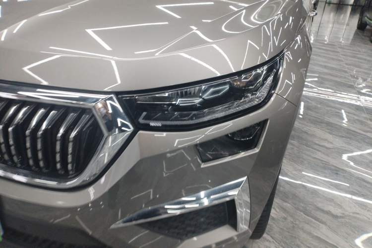 Used Skoda Kodiaq 2023 TSI330 7-Seater Two-Wheel-Drive Luxury Edition Left Front Headlight