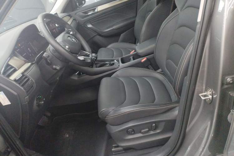 Used Skoda Kodiaq 2023 TSI330 7-Seater Two-Wheel-Drive Luxury Edition Left Front Seat