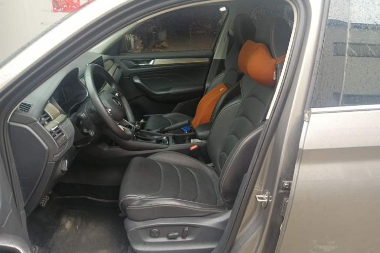 Used Skoda Kodiaq 2023 Facelifted TSI330 5-Seater Two-Wheel-Drive Luxury Edition Left Front Seat