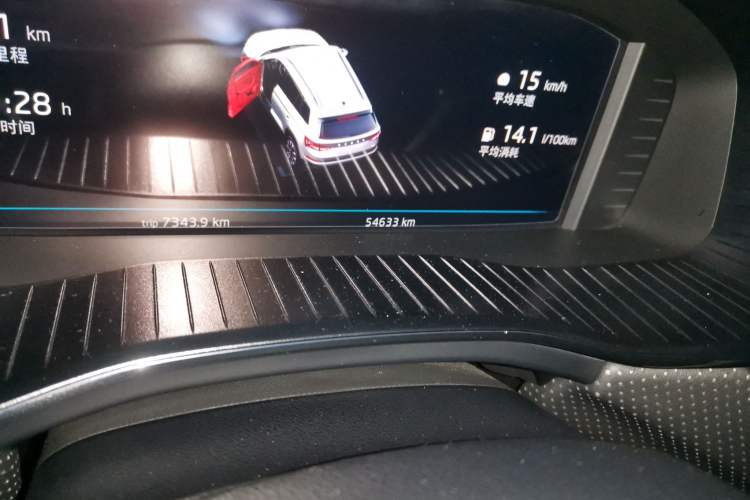 Used Skoda Kodiaq 2023 Facelifted TSI330 5-Seater Two-Wheel-Drive Luxury Edition Odometer Close Up