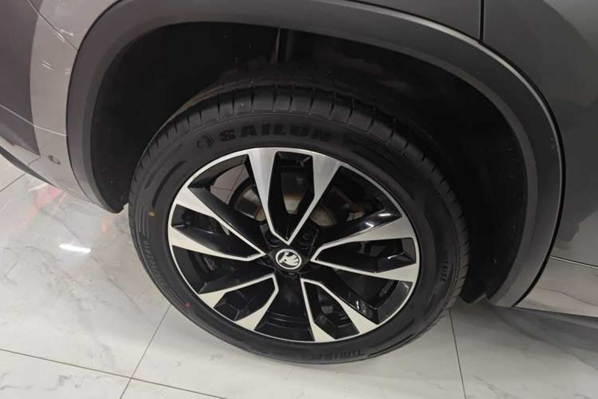 Used Skoda Kodiaq 2023 Facelifted TSI330 5-Seater Two-Wheel-Drive Luxury Edition Right Rear Wheel Hub