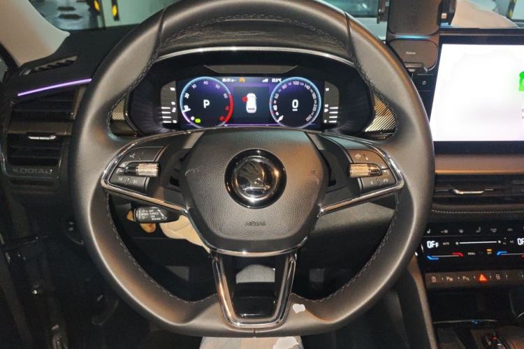 Used Skoda Kodiaq 2023 Facelifted TSI330 5-Seater Two-Wheel-Drive Luxury Edition Steering Wheel
