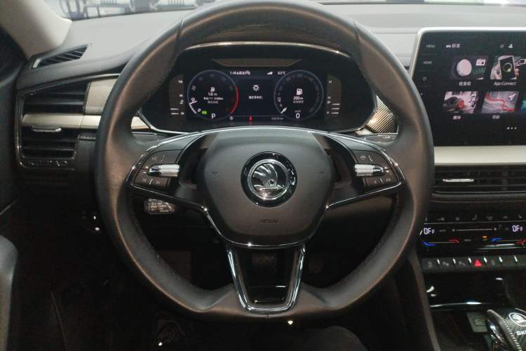 Used Skoda Kodiaq 2023 TSI330 7-Seater Two-Wheel-Drive Luxury Edition Steering Wheel
