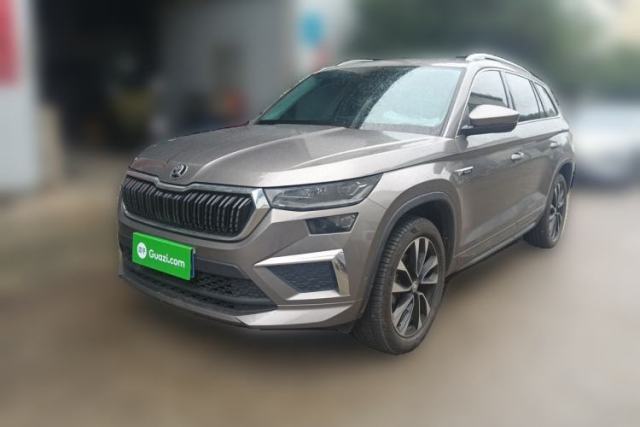 Used Skoda Kodiaq 2023 Facelifted TSI330 5-Seater Two-Wheel-Drive Luxury Edition