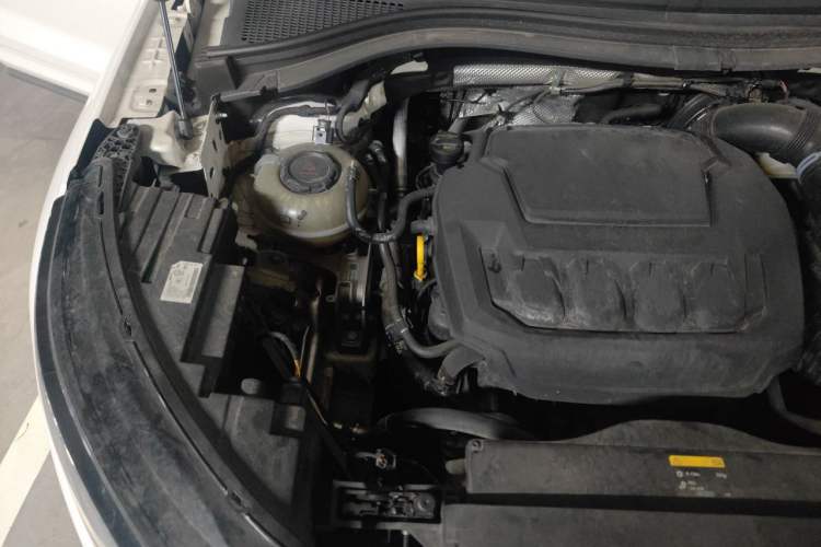 Used Skoda Kodiaq 2023 Facelifted TSI330 5-Seater Two-Wheel-Drive Luxury Edition Engine Bay Right