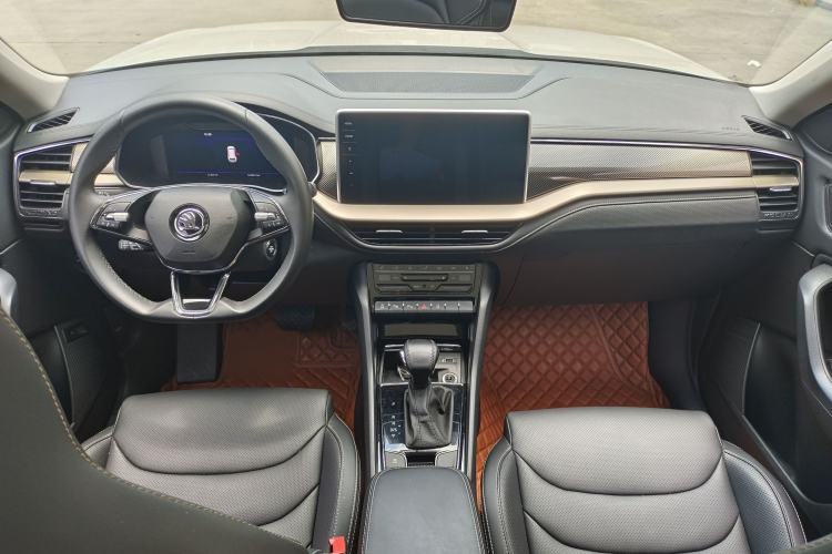 Used Skoda Kodiaq 2023 TSI330 5-Seater Two-Wheel-Drive Luxury Edition Interior 1