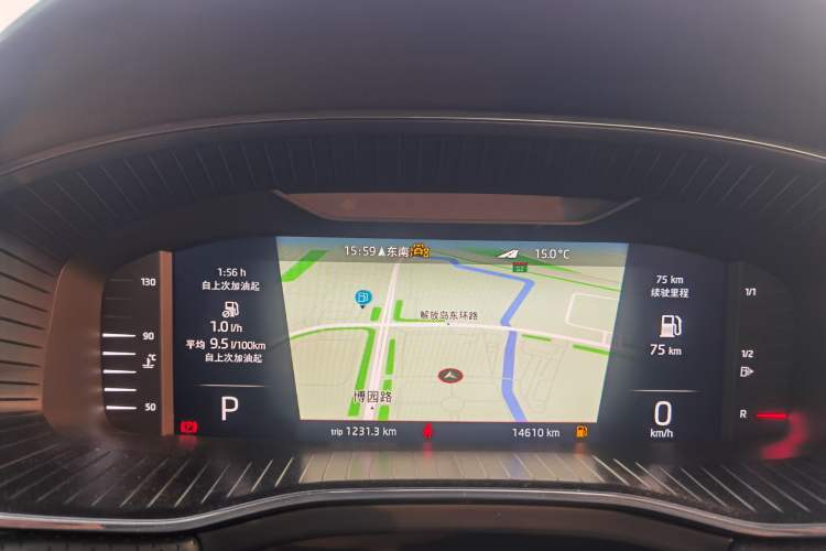 Used Skoda Kodiaq 2023 Facelifted TSI330 5-Seater Two-Wheel-Drive Luxury Edition Odometer Close Up