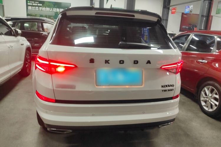 Used Skoda Kodiaq 2023 Facelifted TSI330 7-Seater Two-Wheel-Drive Luxury Edition Rear