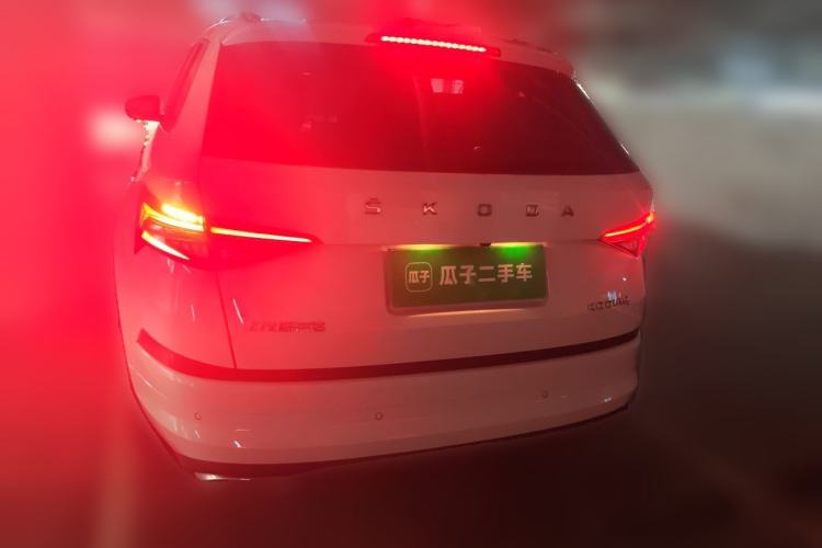Used Skoda Kodiaq 2023 Facelifted TSI330 5-Seater Two-Wheel-Drive Luxury Edition Rear