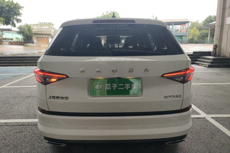 Used Skoda Kodiaq 2023 Facelifted TSI330 7-Seater Two-Wheel-Drive Luxury Edition Rear