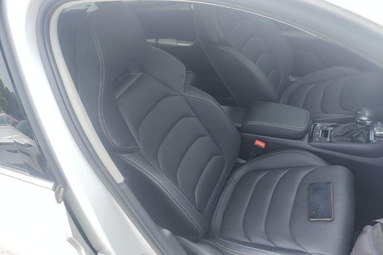 Used Skoda Kodiaq 2023 Facelifted TSI330 5-Seater Two-Wheel-Drive Luxury Edition Right Front Seat