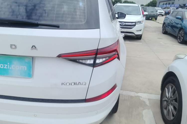 Used Skoda Kodiaq 2023 TSI330 5-Seater Two-Wheel-Drive Luxury Edition Right Rear Taillight