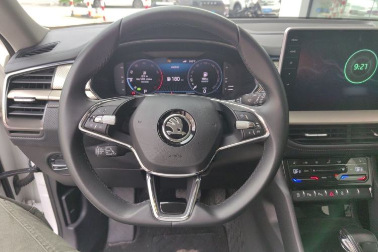 Used Skoda Kodiaq 2023 Facelifted TSI330 5-Seater Two-Wheel-Drive Luxury Edition Steering Wheel