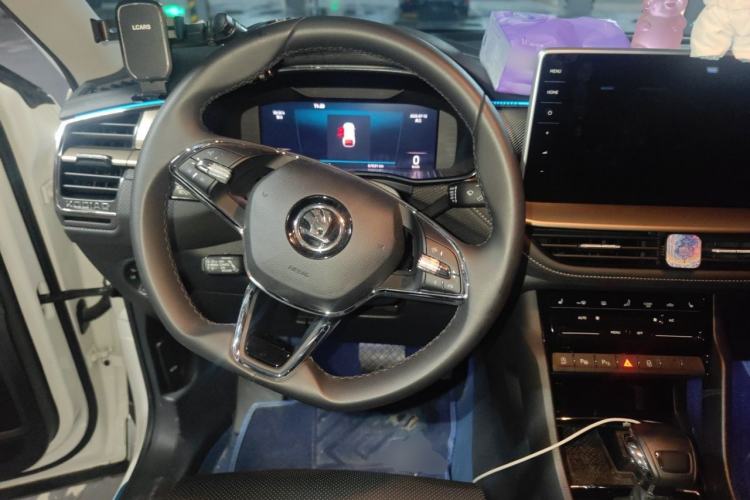 Used Skoda Kodiaq 2023 Facelifted TSI330 5-Seater Two-Wheel-Drive Luxury Edition Steering Wheel