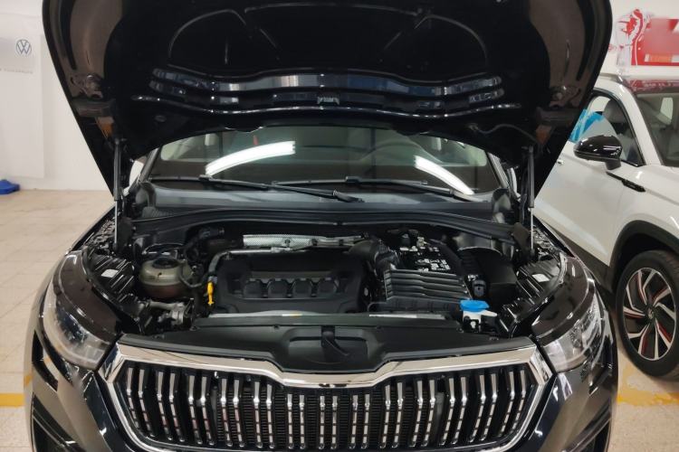Used Skoda Kodiaq 2024 TSI330 5-Seat Two-Wheel Drive Elite Version Engine Bay
