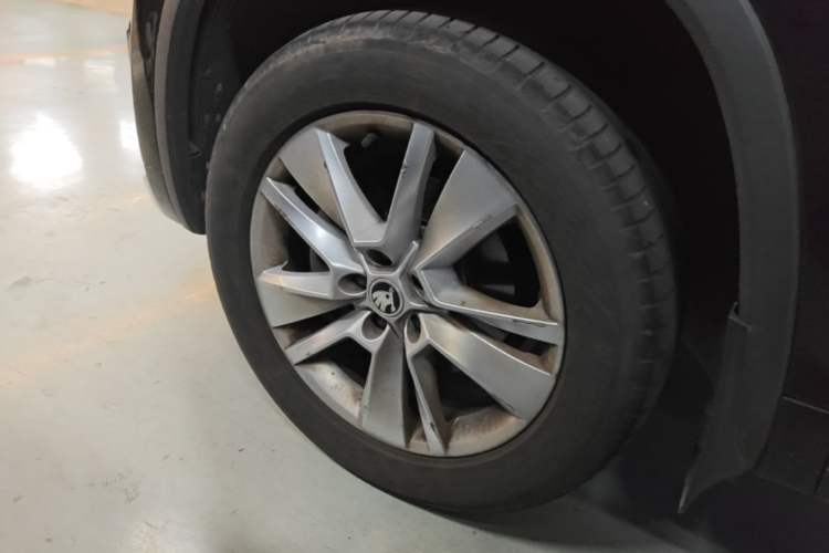 Used Skoda Kodiaq 2024 TSI330 5-Seat Two-Wheel Drive Elite Version Left Front Wheel Hub
