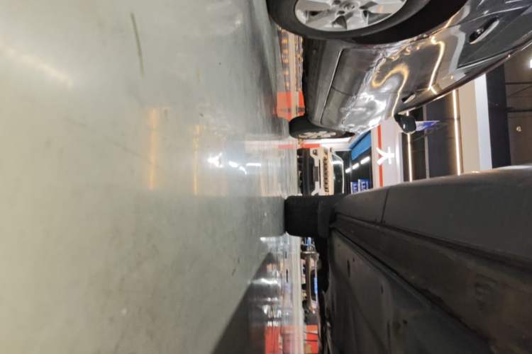 Used Skoda Kodiaq 2024 TSI330 5-Seat Two-Wheel Drive Elite Version Left Side Sill