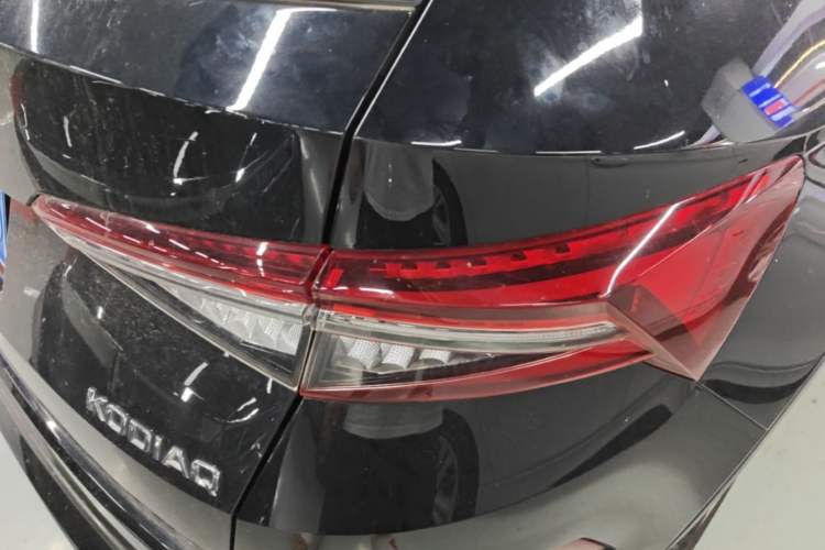 Used Skoda Kodiaq 2024 TSI330 5-Seat Two-Wheel Drive Elite Version Right Rear Taillight