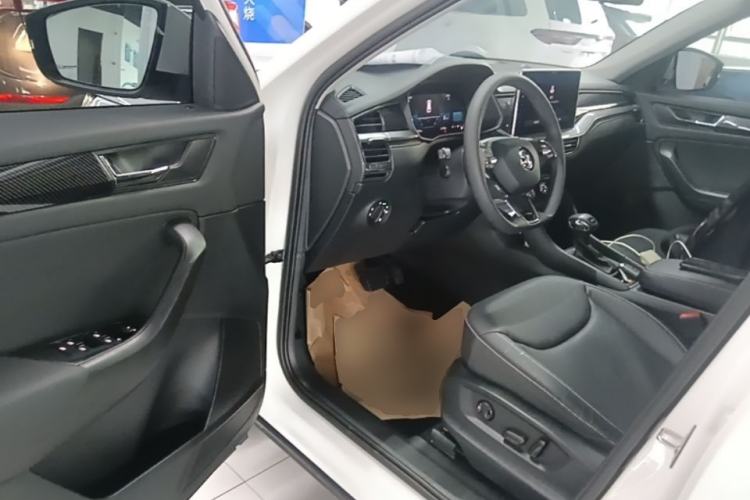 Used Skoda Kodiaq 2024 TSI330 5-Seat Two-Wheel Drive Elite Version Driver Seat