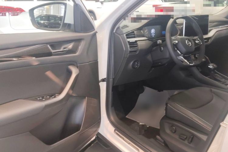 Used Skoda Kodiaq 2024 TSI330 5-Seat Two-Wheel Drive Elite Version Driver Seat