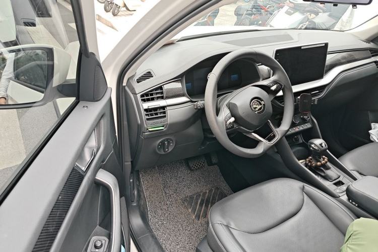 Used Skoda Kodiaq 2024 TSI330 5-Seat Two-Wheel Drive Elite Version Driver Seat