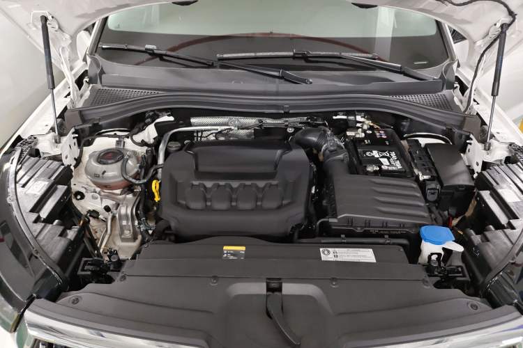 Used Skoda Kodiaq 2024 TSI330 5-Seat Two-Wheel Drive Elite Version Engine Bay