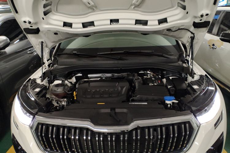 Used Skoda Kodiaq 2024 TSI330 5-Seat Two-Wheel Drive Elite Version Engine Bay