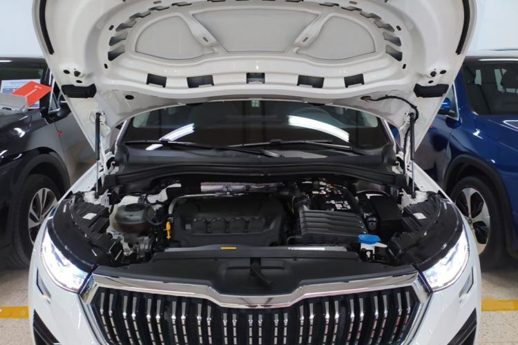 Used Skoda Kodiaq 2024 TSI330 5-Seat Two-Wheel Drive Elite Version Engine Bay
