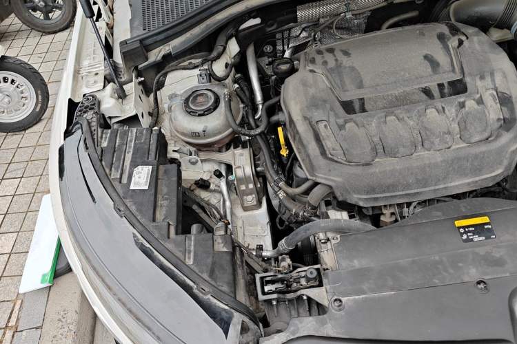 Used Skoda Kodiaq 2024 TSI330 5-Seat Two-Wheel Drive Elite Version Engine Bay Right