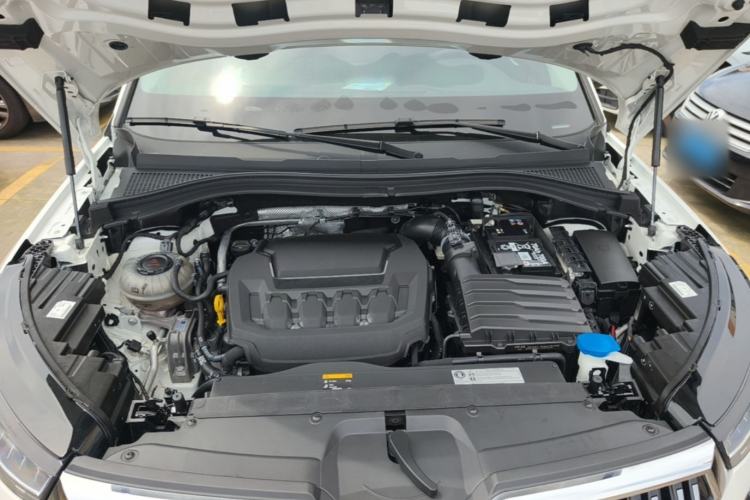 Used Skoda Kodiaq 2024 TSI330 7-Seater Two-Wheel-Drive Luxury Edition Engine Bay