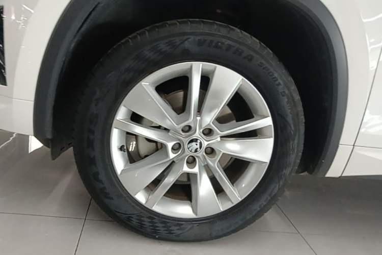 Used Skoda Kodiaq 2024 TSI330 5-Seat Two-Wheel Drive Elite Version Exterior 4