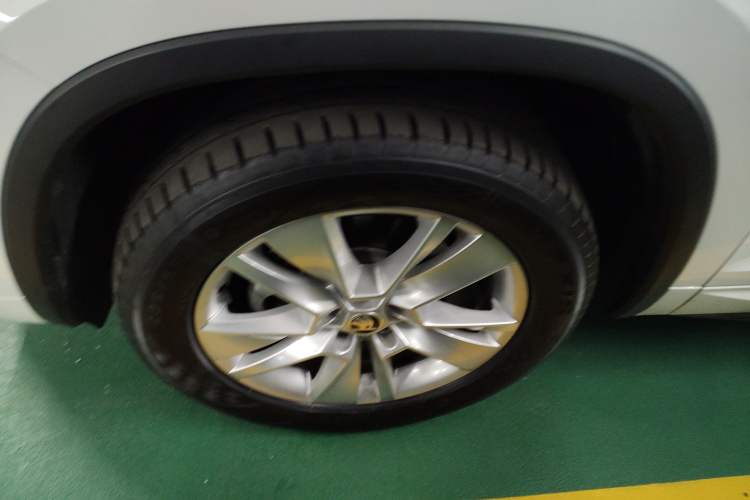 Used Skoda Kodiaq 2024 TSI330 5-Seat Two-Wheel Drive Elite Version Exterior 4