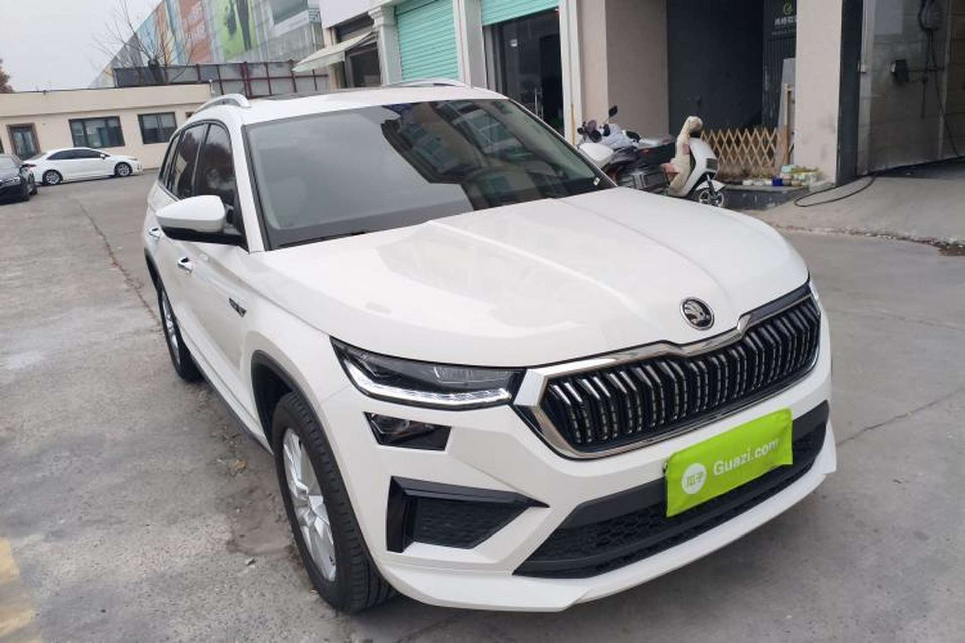 Used Skoda Kodiaq 2024 TSI330 5-Seat Two-Wheel Drive Elite Version Front Right 45 Deg