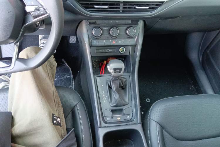 Used Skoda Kodiaq 2024 TSI330 5-Seat Two-Wheel Drive Elite Version Gear Lever
