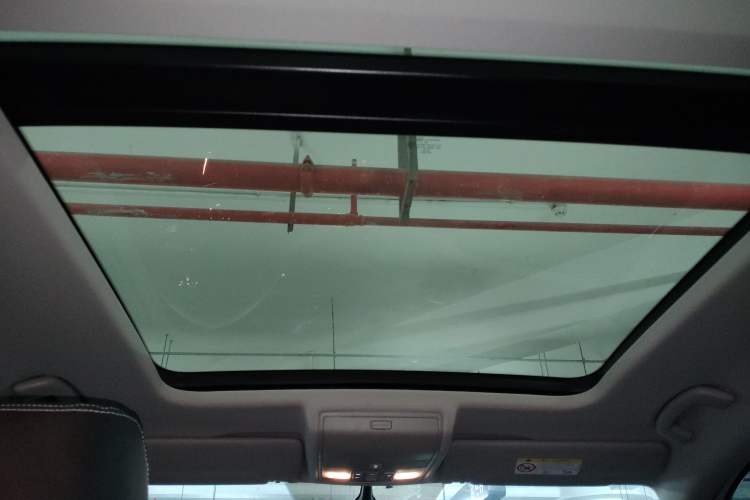 Used Skoda Kodiaq 2024 TSI330 5-Seat Two-Wheel Drive Elite Version Headliner
