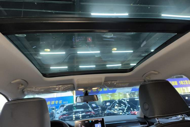 Used Skoda Kodiaq 2024 TSI330 5-Seat Two-Wheel Drive Elite Version Headliner