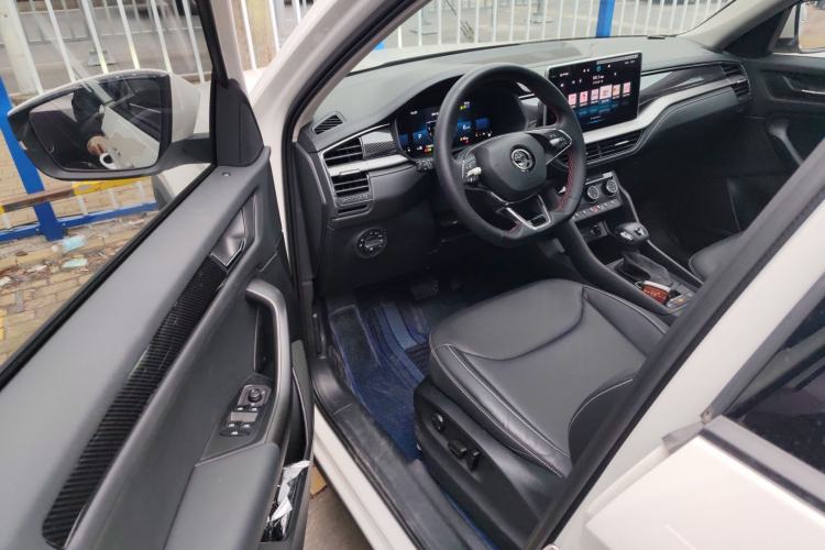 Used Skoda Kodiaq 2024 TSI330 5-Seat Two-Wheel Drive Elite Version Interior 3